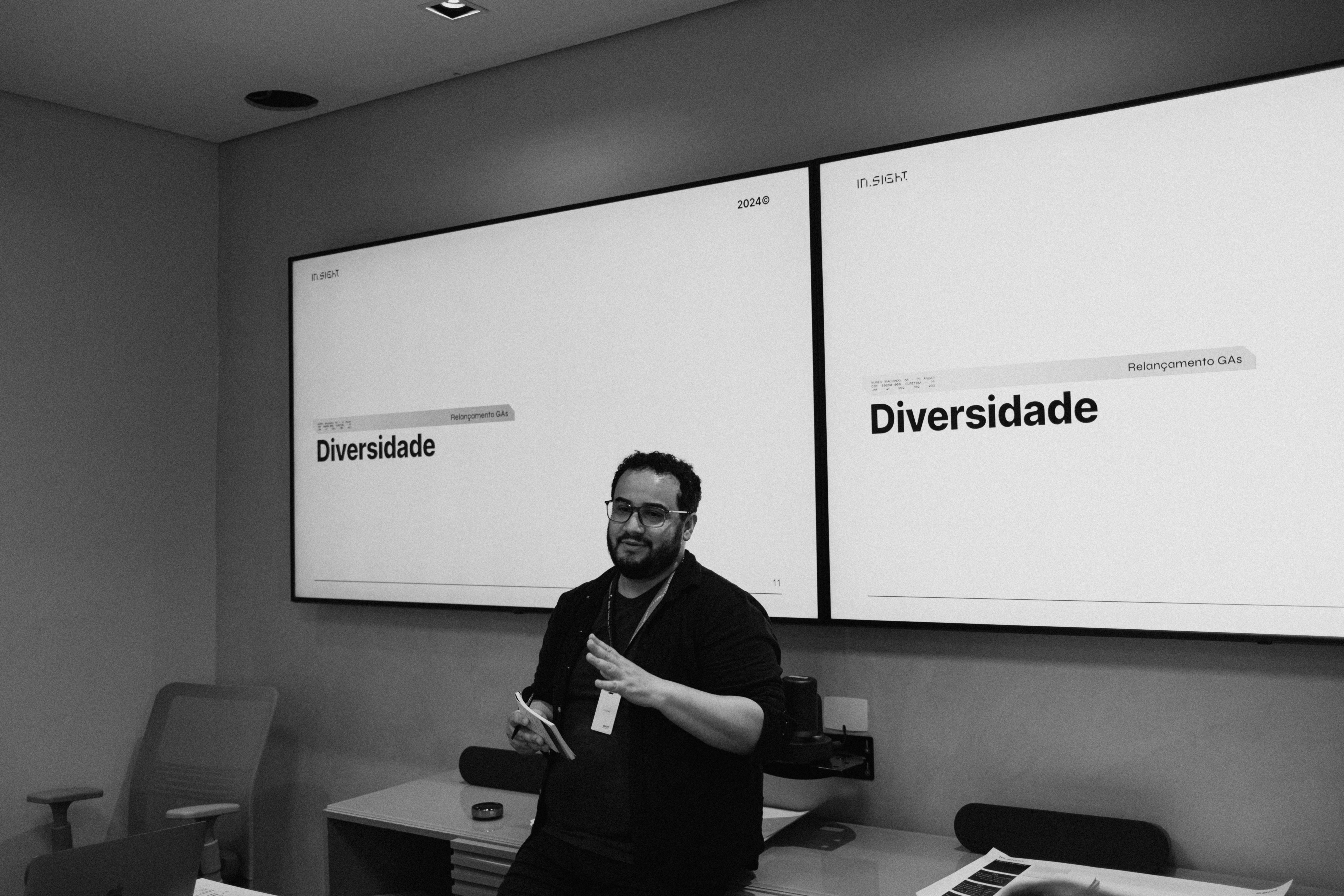 Empathetic listening and diagnostic dynamic addressing operational challenges of diversity groups