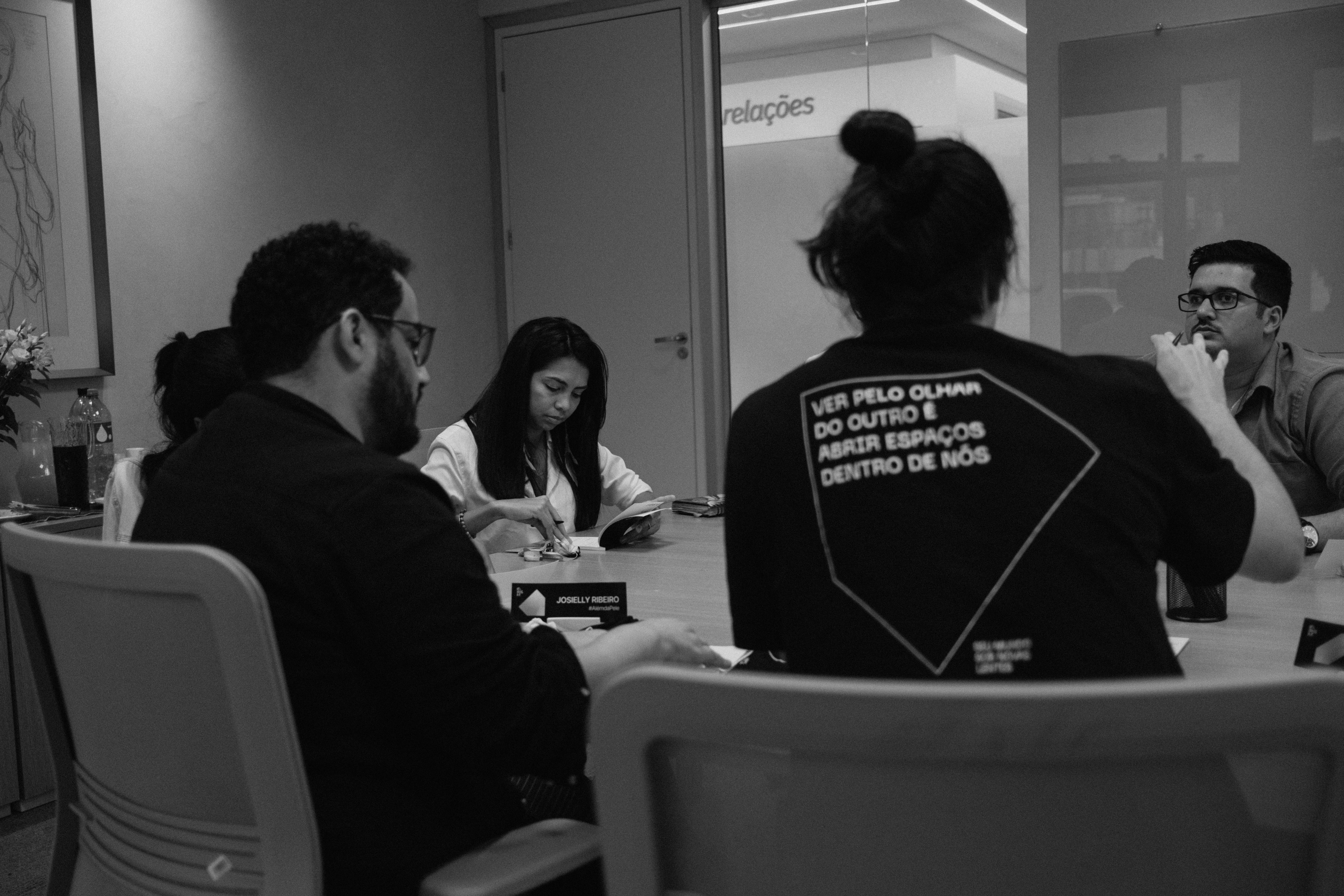 Breakout teams defining roles, responsibilities, and executive alignment rituals